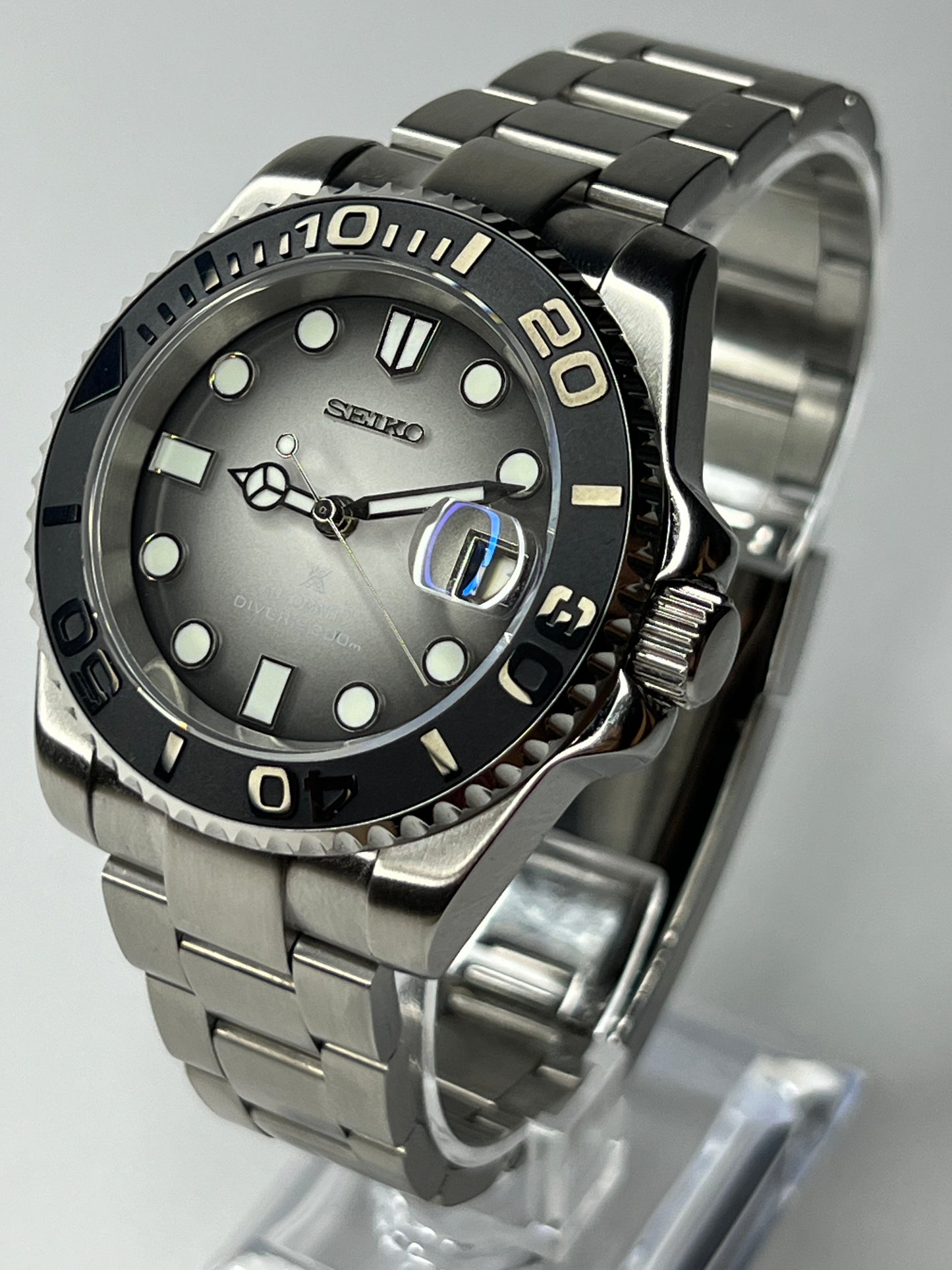 MOD Seiko Submariner Black Special Edition - Gold Time Labs