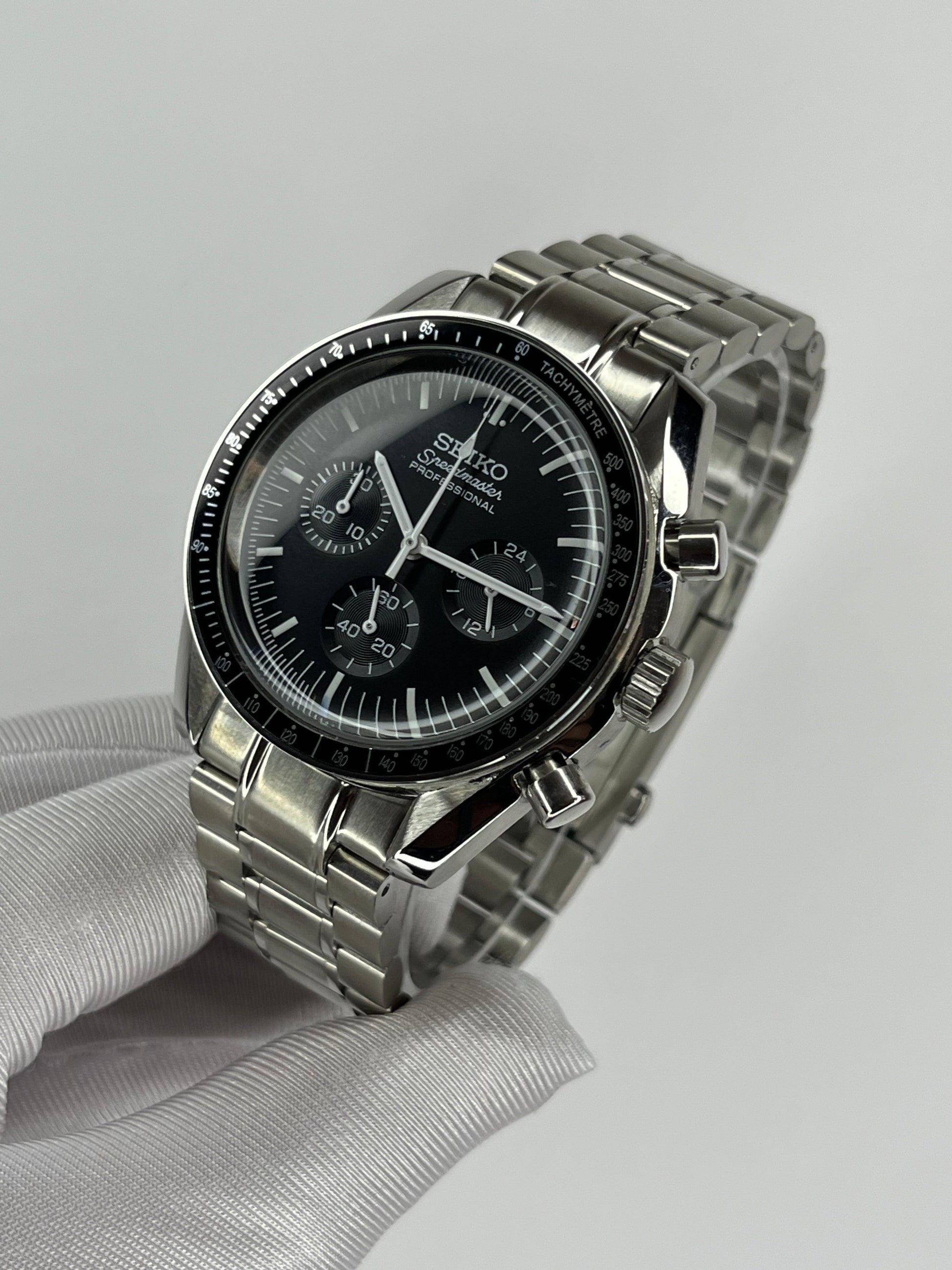 MOD Seiko Speedmaster Black - modwatcheswebsite