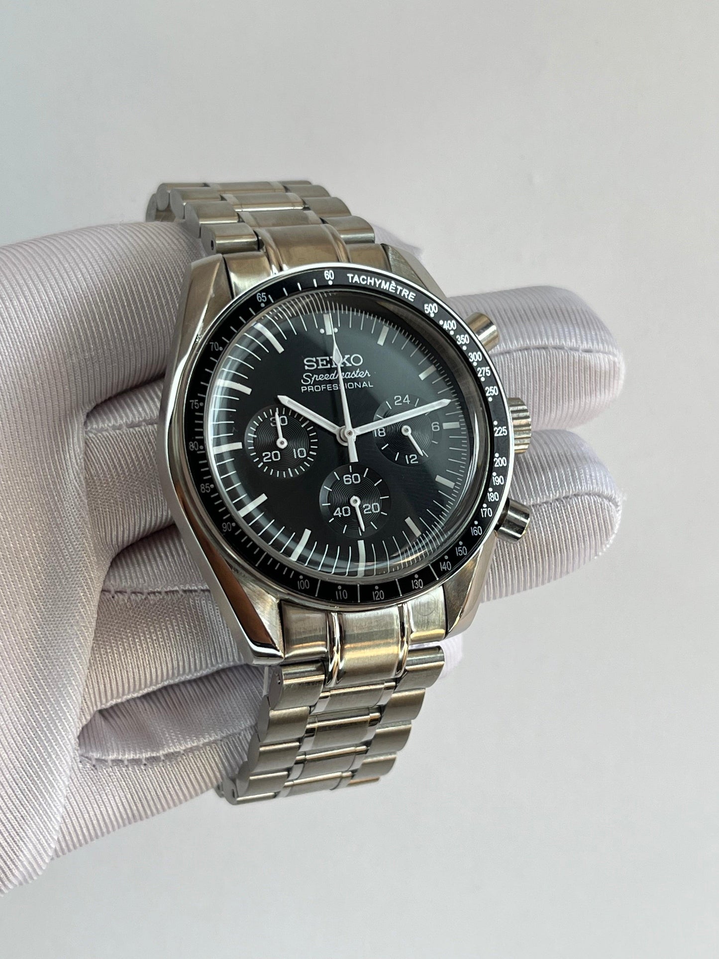 MOD Seiko Speedmaster Black - modwatcheswebsite