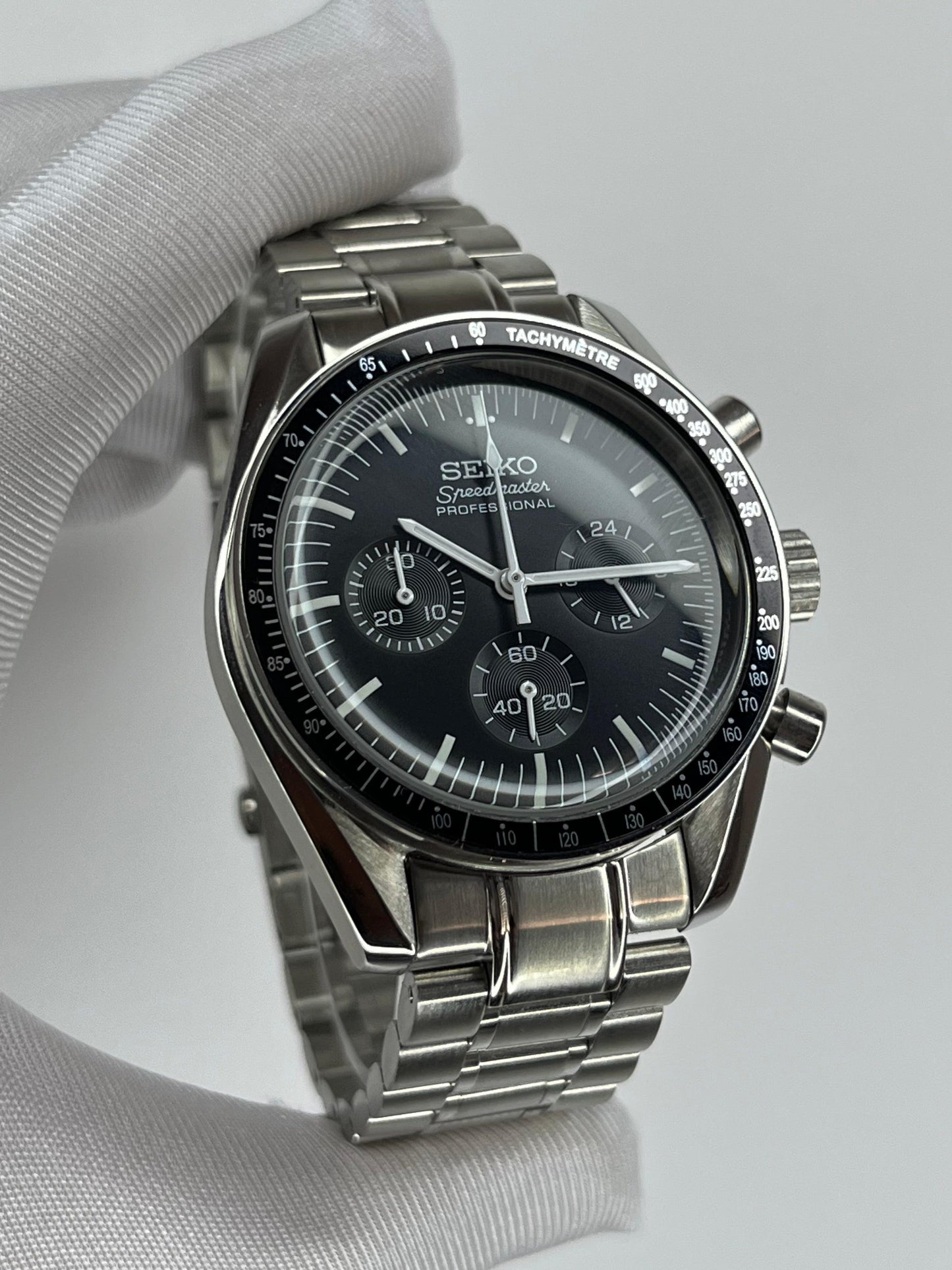 MOD Seiko Speedmaster Black - modwatcheswebsite